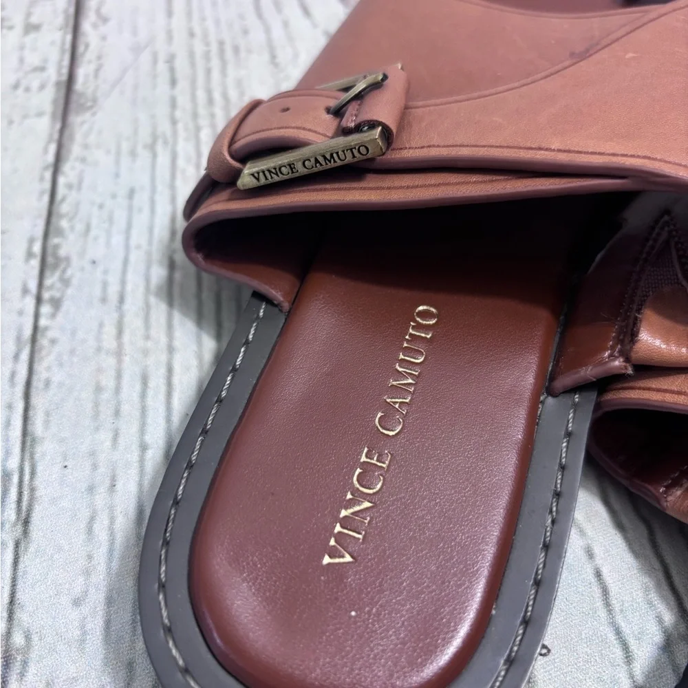 Vince Camuto Cooliann Toe-loop Slide Sandals with Buckle Detail